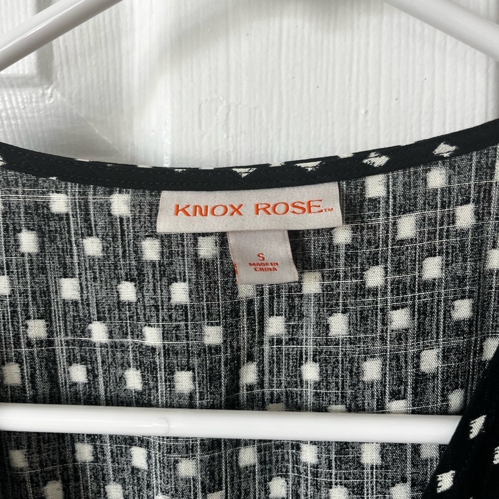 Knox Rose Black and White Patterned Midi wrap Dress - Picture 3 of 4